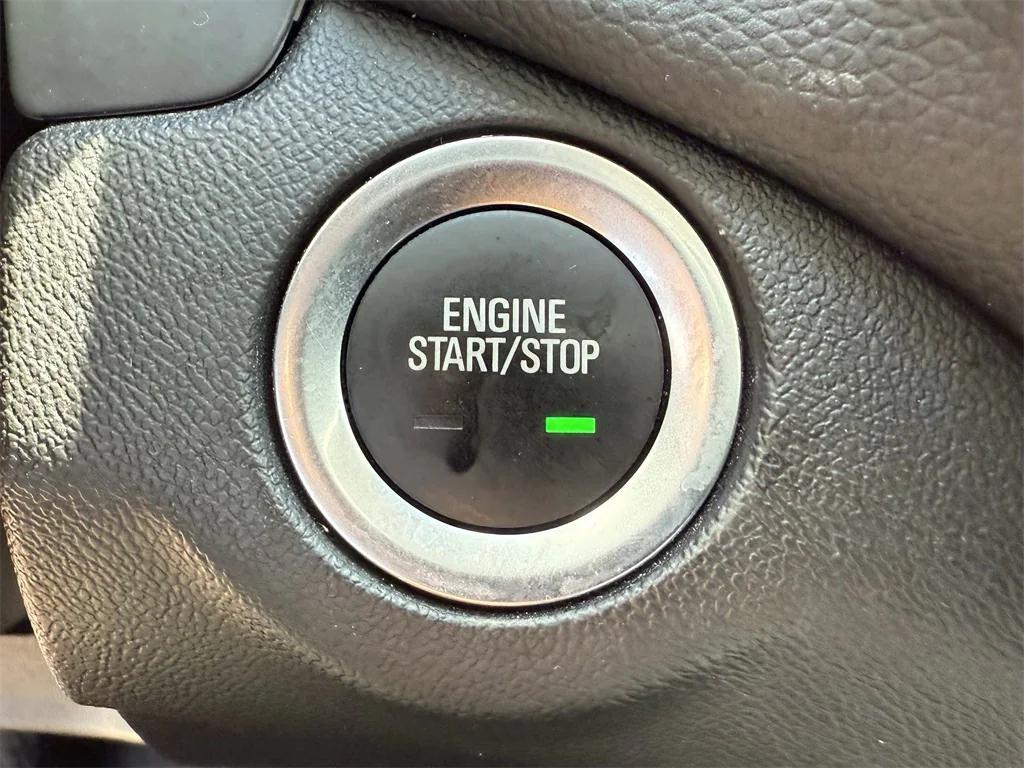 used 2024 Chevrolet Equinox car, priced at $21,291