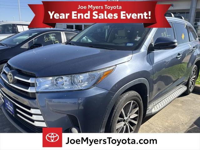 used 2018 Toyota Highlander car, priced at $23,999