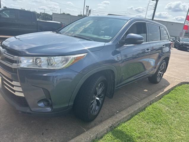 used 2018 Toyota Highlander car, priced at $18,999