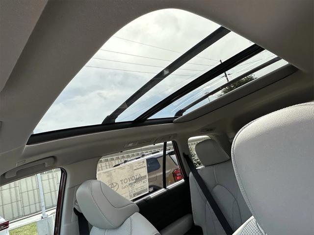 new 2025 Toyota Grand Highlander car, priced at $61,679
