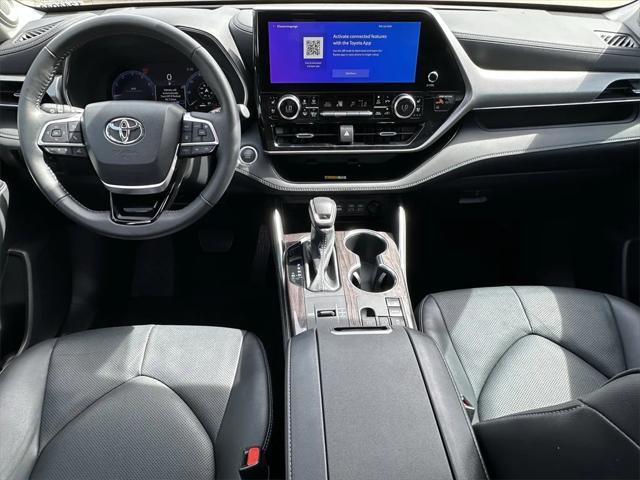 used 2024 Toyota Highlander car, priced at $49,999