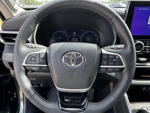 used 2024 Toyota Highlander car, priced at $49,999
