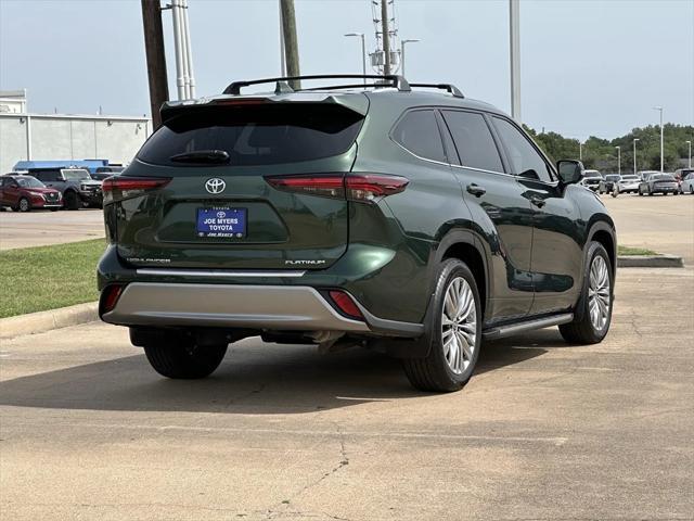 used 2024 Toyota Highlander car, priced at $49,999