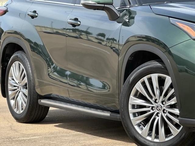 used 2024 Toyota Highlander car, priced at $49,999