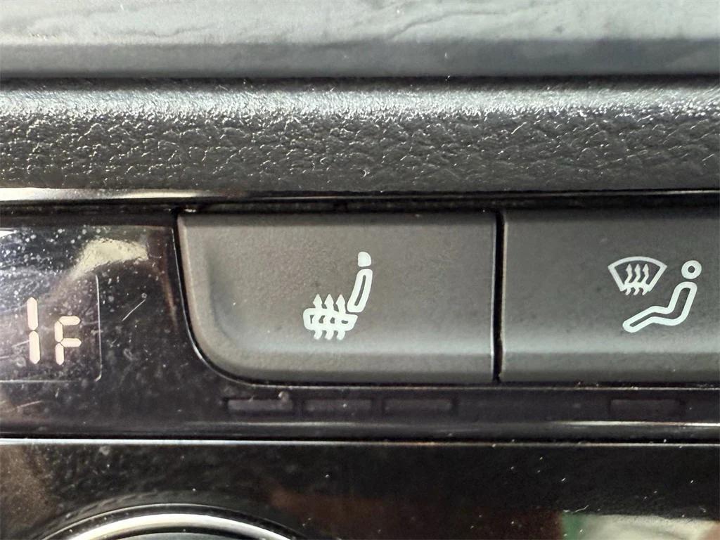 used 2024 Volkswagen Jetta car, priced at $19,891