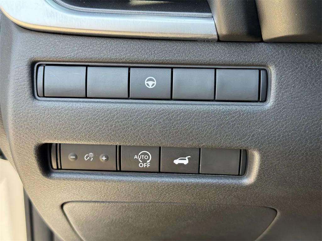 used 2024 Nissan Rogue car, priced at $19,891
