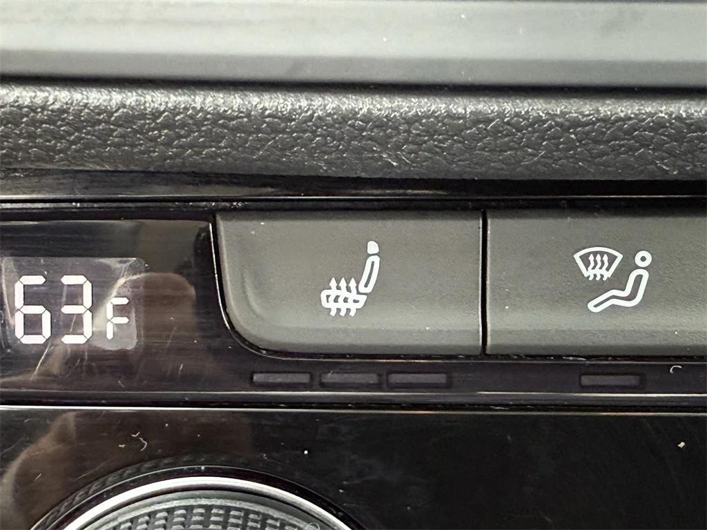 used 2024 Volkswagen Jetta car, priced at $19,691