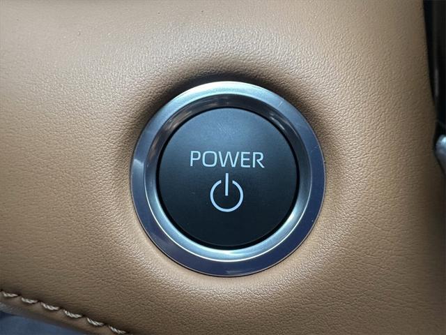 new 2025 Toyota Highlander Hybrid car, priced at $57,589