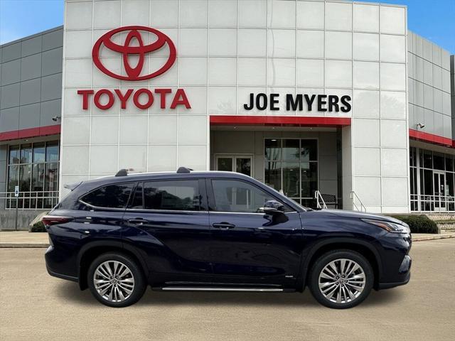 new 2025 Toyota Highlander Hybrid car, priced at $57,589