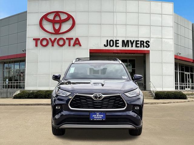 new 2025 Toyota Highlander Hybrid car, priced at $57,589