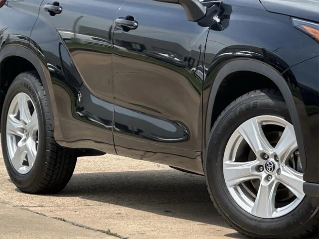 used 2023 Toyota Highlander car, priced at $32,955