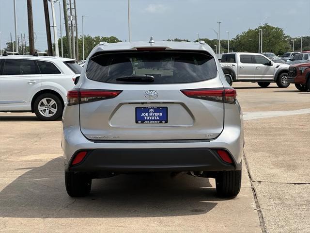 used 2023 Toyota Highlander car, priced at $36,691