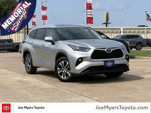used 2023 Toyota Highlander car, priced at $36,691