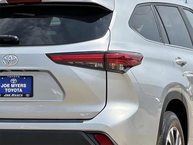 used 2023 Toyota Highlander car, priced at $36,691