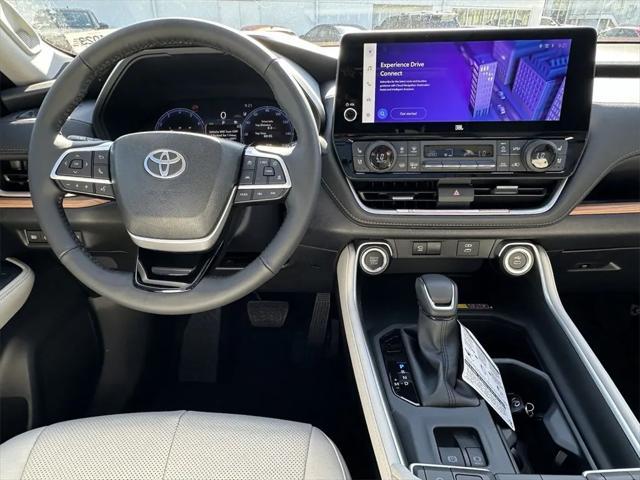 new 2025 Toyota Grand Highlander car, priced at $58,204