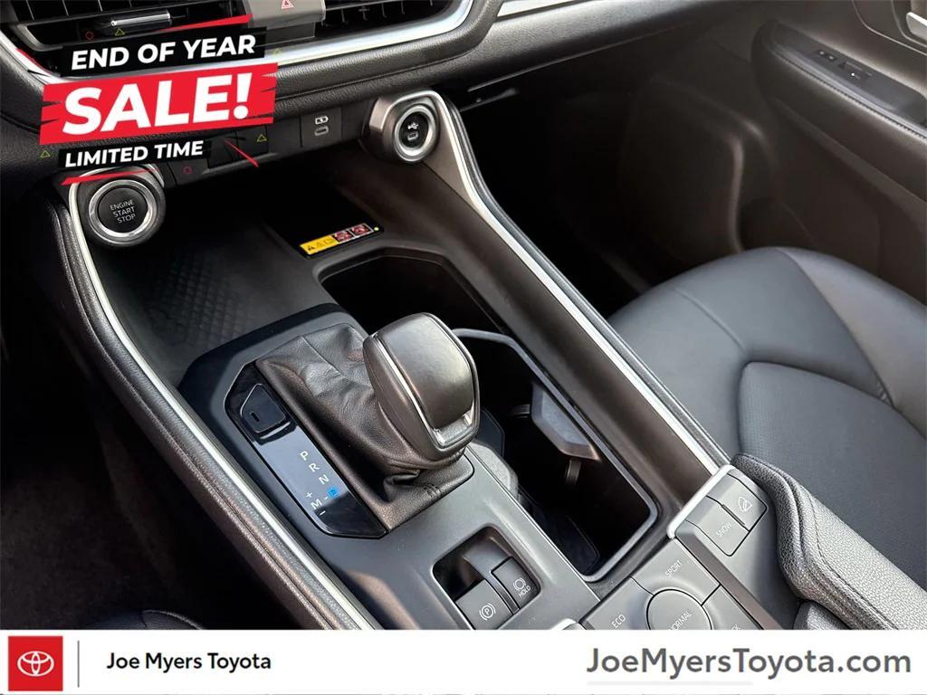 used 2025 Toyota Grand Highlander car, priced at $41,491