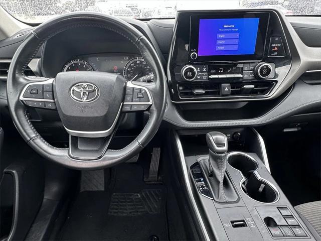 used 2023 Toyota Highlander car, priced at $32,691