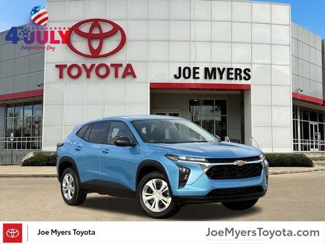 used 2025 Chevrolet Trax car, priced at $20,891