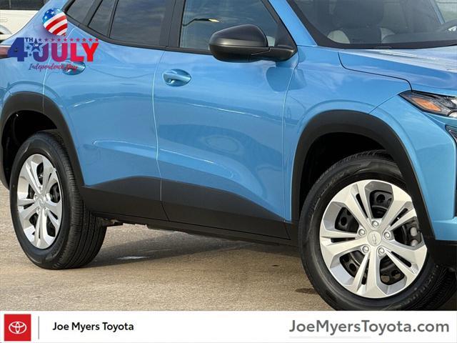 used 2025 Chevrolet Trax car, priced at $20,891