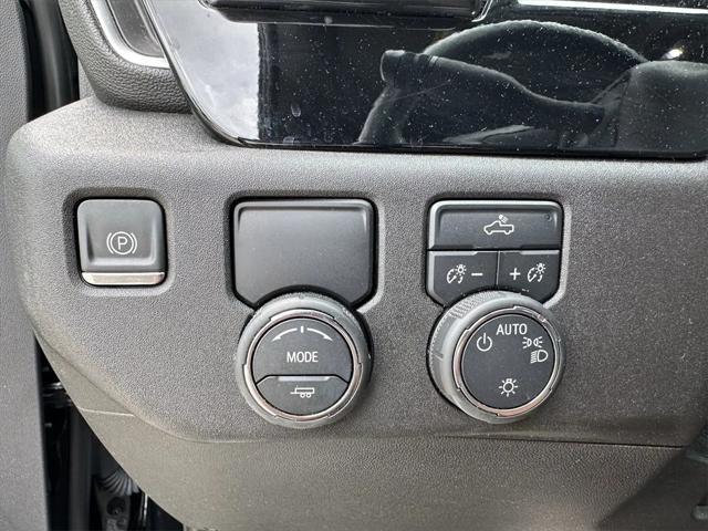 used 2024 Chevrolet Silverado 1500 car, priced at $35,955