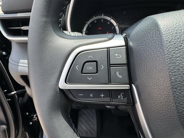 used 2024 Toyota Highlander car, priced at $41,955
