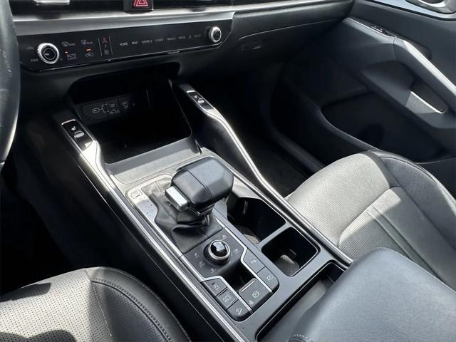 used 2024 Kia Sorento car, priced at $32,455