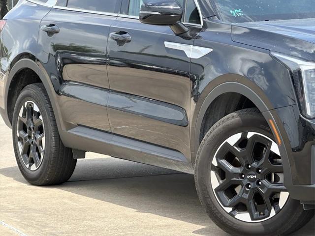 used 2024 Kia Sorento car, priced at $32,455