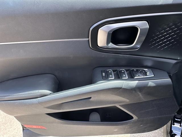 used 2024 Kia Sorento car, priced at $32,455