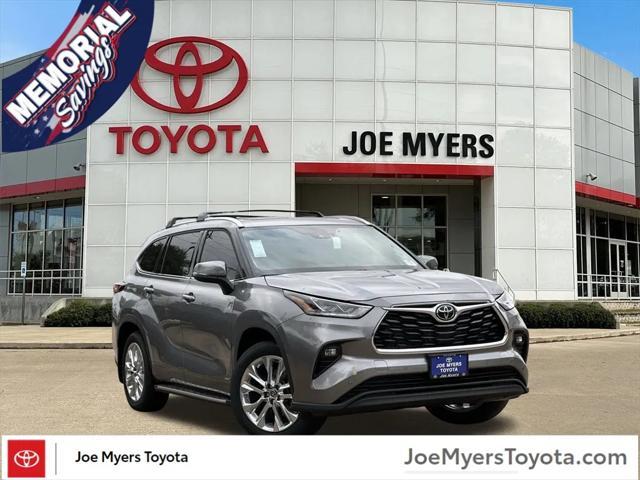 new 2025 Toyota Highlander Hybrid car, priced at $54,887