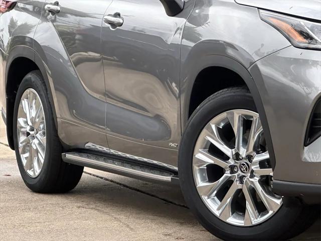 new 2025 Toyota Highlander Hybrid car, priced at $54,887