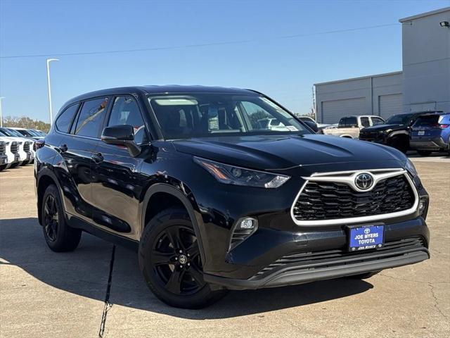 used 2023 Toyota Highlander car, priced at $33,955