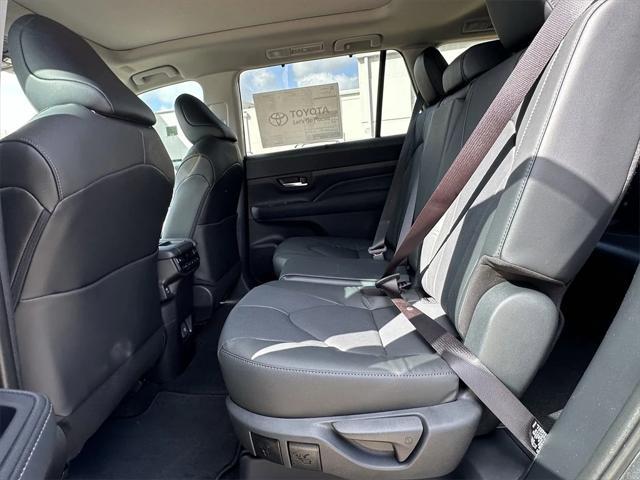 new 2025 Toyota Grand Highlander car, priced at $58,087