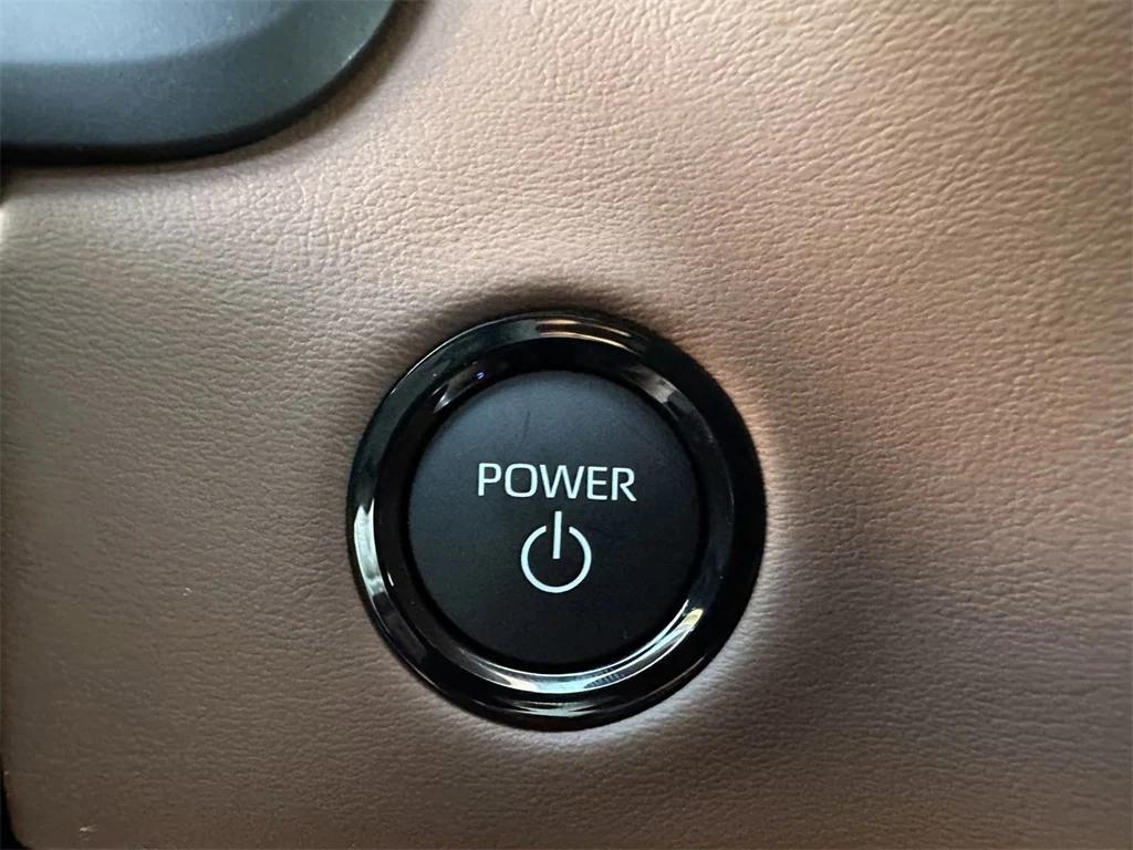 new 2025 Toyota Tundra Hybrid car, priced at $70,827