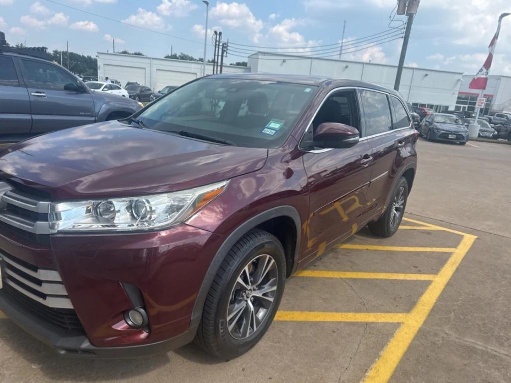 used 2018 Toyota Highlander car, priced at $19,891