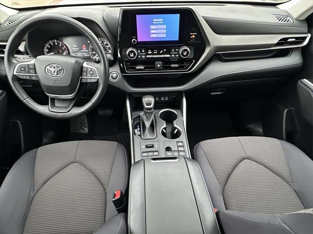 used 2023 Toyota Highlander car, priced at $32,988