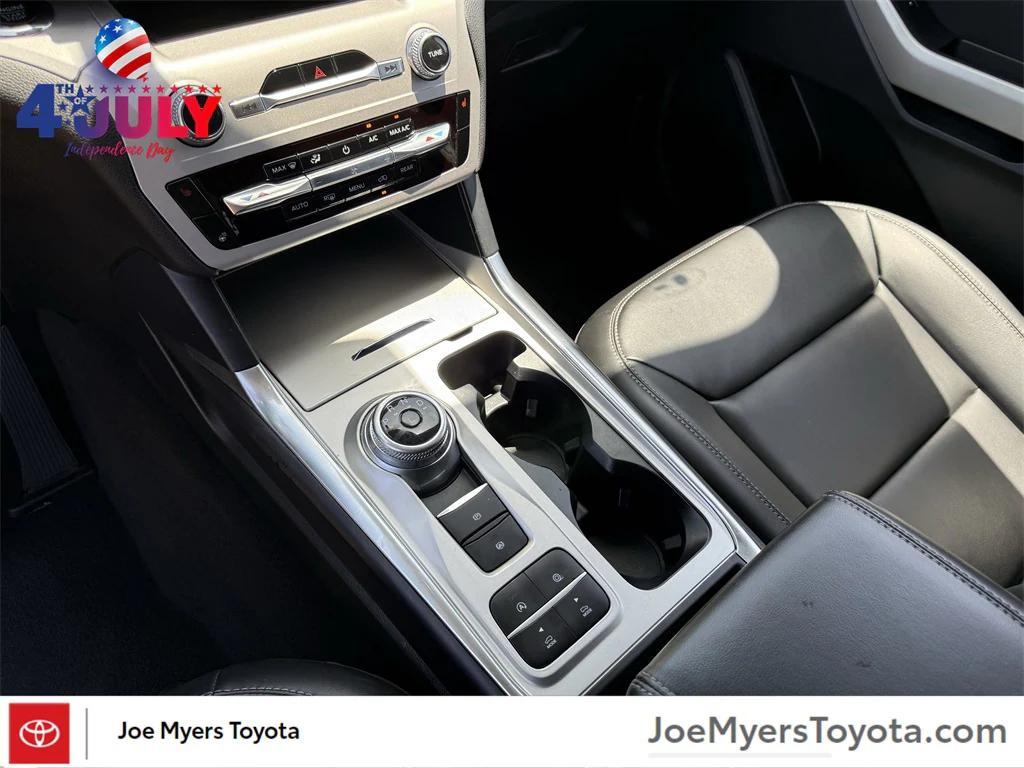 used 2024 Ford Explorer car, priced at $29,891