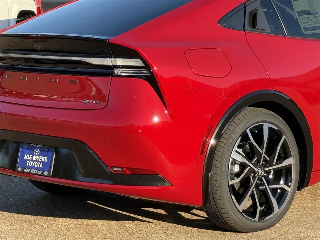 new 2026 Toyota Prius Plug-In Hybrid car, priced at $44,794