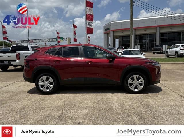 used 2025 Chevrolet Trax car, priced at $20,891