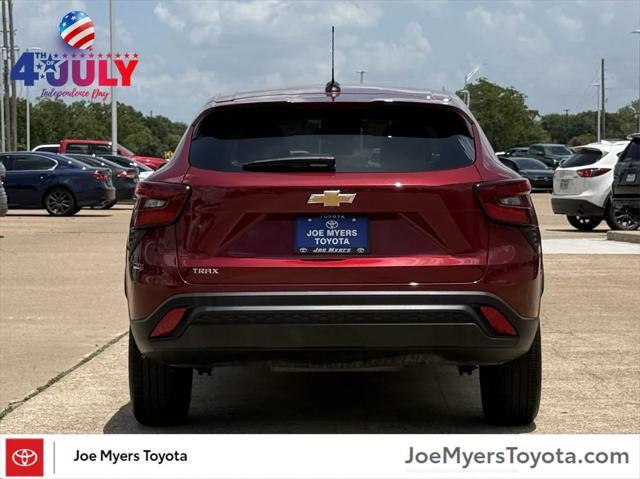 used 2025 Chevrolet Trax car, priced at $20,891