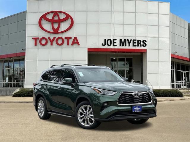 new 2025 Toyota Highlander Hybrid car, priced at $54,887