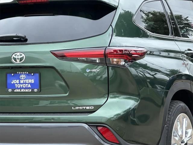 new 2025 Toyota Highlander Hybrid car, priced at $54,887
