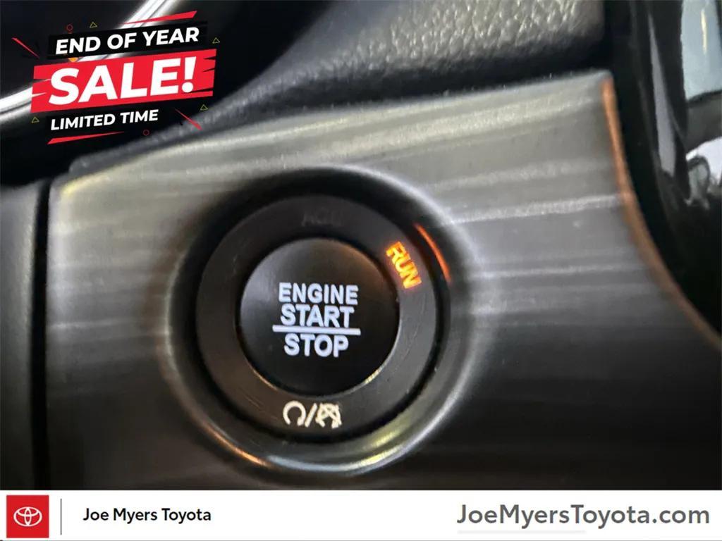 used 2022 Jeep Grand Cherokee car, priced at $20,491