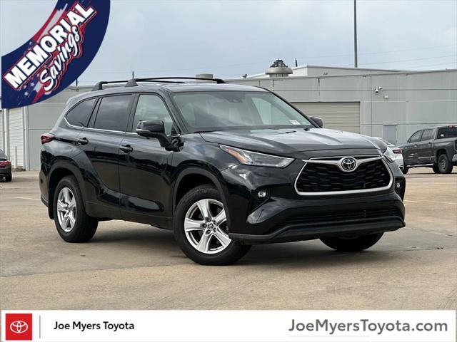 used 2023 Toyota Highlander car, priced at $34,691