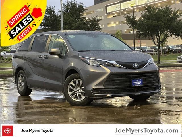 used 2023 Toyota Sienna car, priced at $37,955