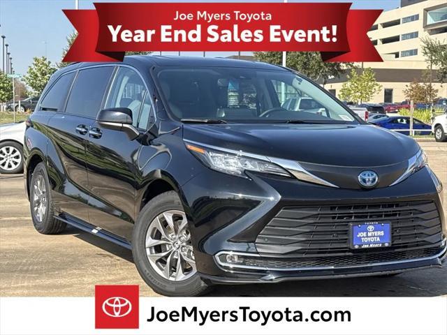 used 2023 Toyota Sienna car, priced at $41,955