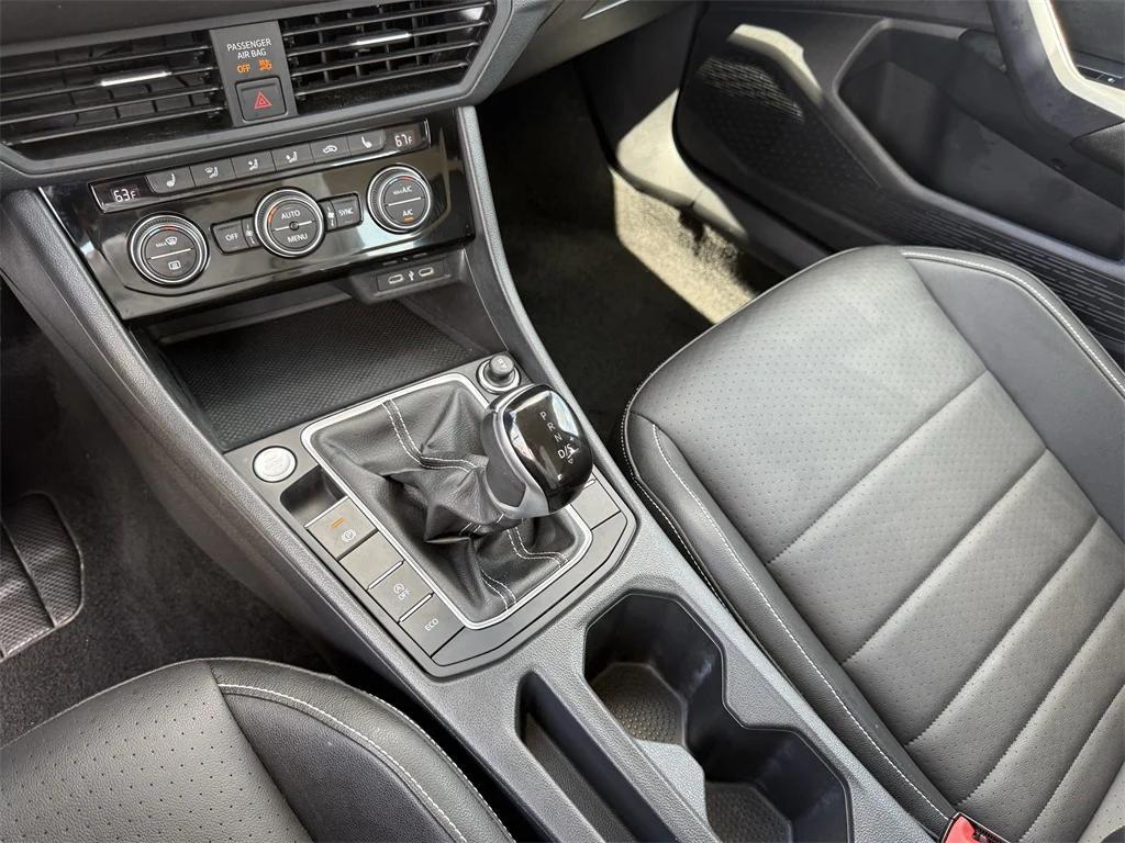 used 2024 Volkswagen Jetta car, priced at $19,891