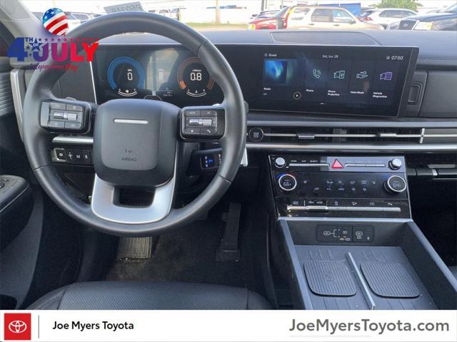 used 2024 Hyundai Santa Fe car, priced at $28,391