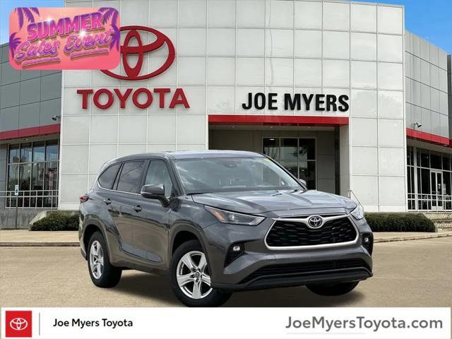 used 2023 Toyota Highlander car, priced at $32,691