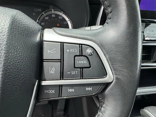 used 2023 Toyota Highlander car, priced at $32,691