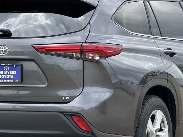 used 2023 Toyota Highlander car, priced at $32,691